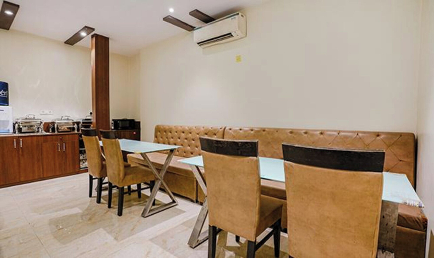 Others 4, Via Embassy Suites, Mumbai Suburban