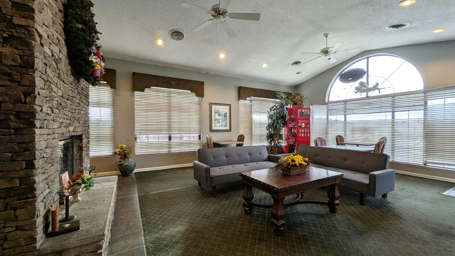 Public Area 3, Inn of Loudon, Loudon