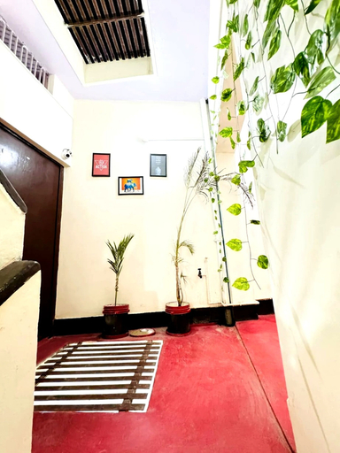 Interior 2, New Bala Ji, Varanasi