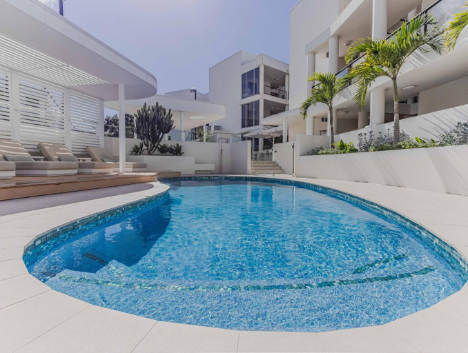 Sport & Beauty, Bay Royal Apartment 2 - opposite Main Beach, Byron