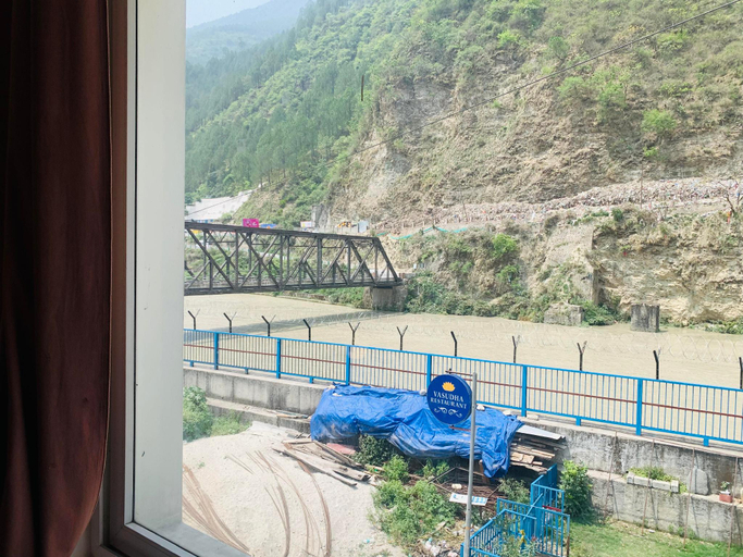 Others 5, hotel vasudha uttarkashi , Uttarkashi