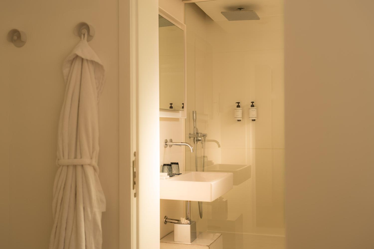 Bathroom 5, 9Hotel Sablon, Bruxelles