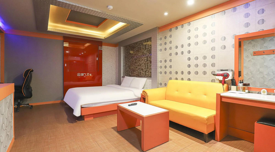 Bedroom 2, Donghae 37.2C Self check-in motel, Donghae