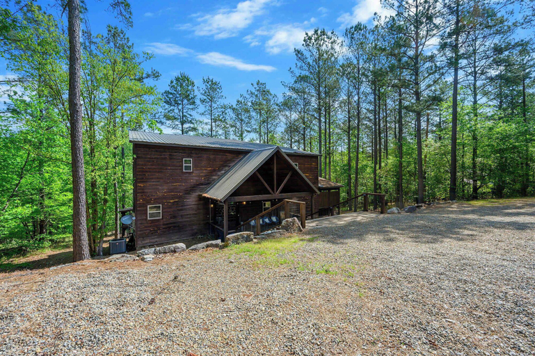 Exterior 5, Moonlight Thru the Pines 4bdr, McCurtain