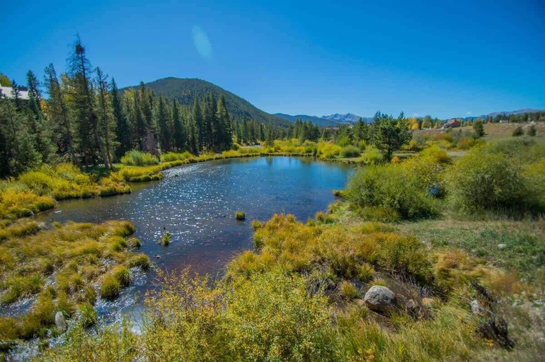 Exterior 2, Fun and Relaxation in a Mountain Vacation Getaway!, Summit