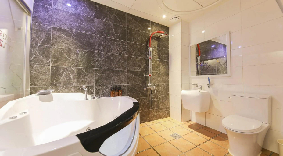Bathroom 5, Donghae 37.2C Self check-in motel, Donghae