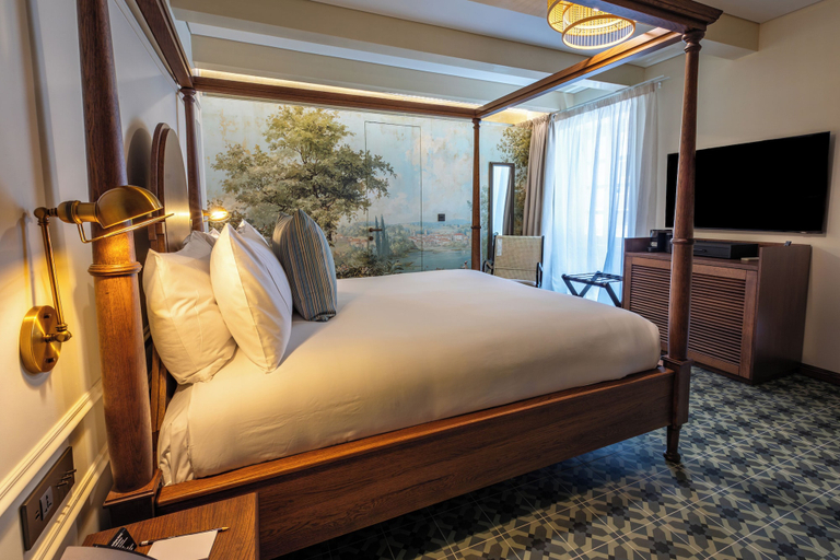 Bedroom 3, The Vincent Boutique Hotel, BW Premier Collection