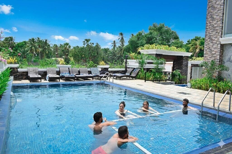 Pool, Hotel Radiance, Trincomalee Town and Gravets