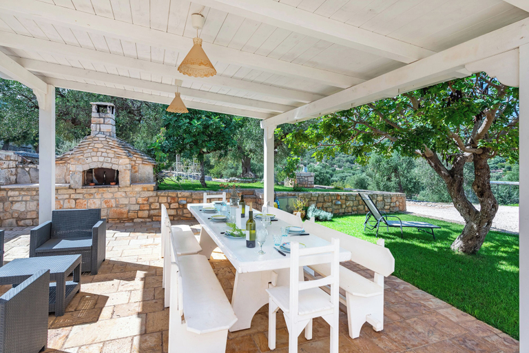 Outdoor dining 2, Tenuta Guarini Trulli On Selva Di Fasano, Brindisi