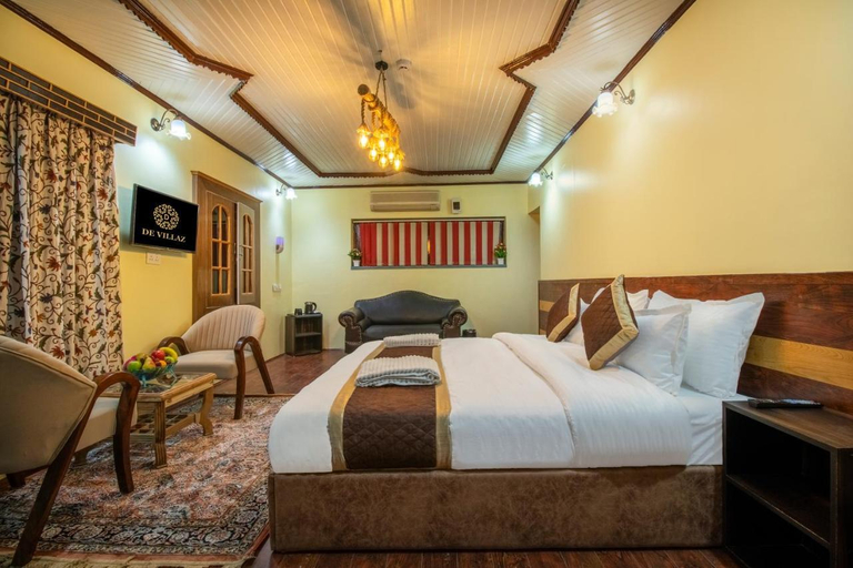 Bedroom 2, Hotel De-Villaz luxury, Srinagar