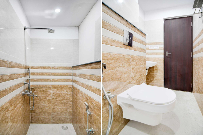 Bathroom 5, Townhouse Chinar Park Near Airport, North 24 Parganas