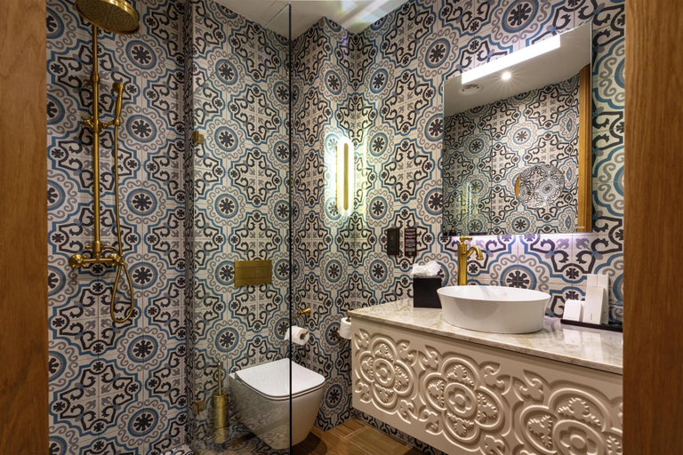 Bathroom 5, The Vincent Boutique Hotel, BW Premier Collection