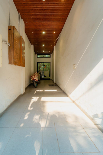 Public Area, Hotel Ivanna, Indore
