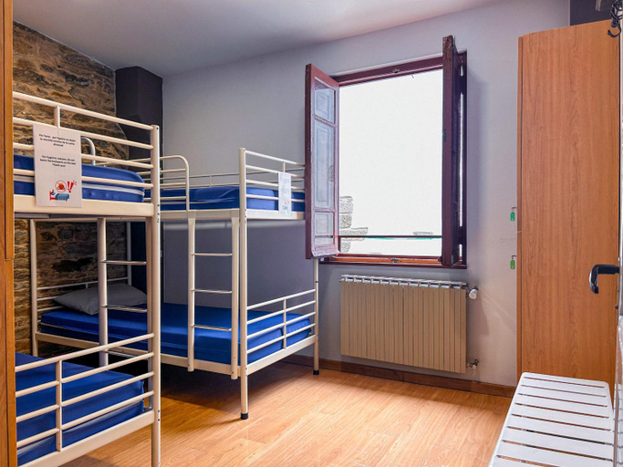 Bedroom 3, Albergue Mayor, Lugo