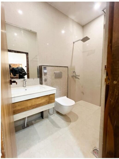 Bathroom 4, Hotel Global Star, Sant Ravi Das Nagar