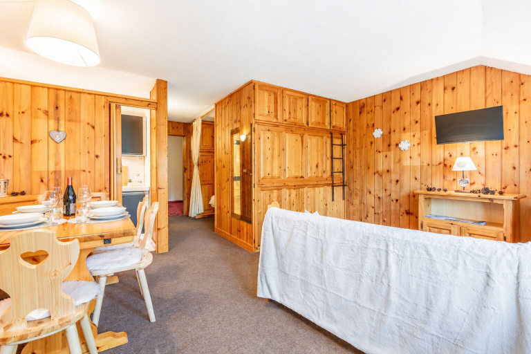 Room 5, Petit Chalet Pila, Aosta