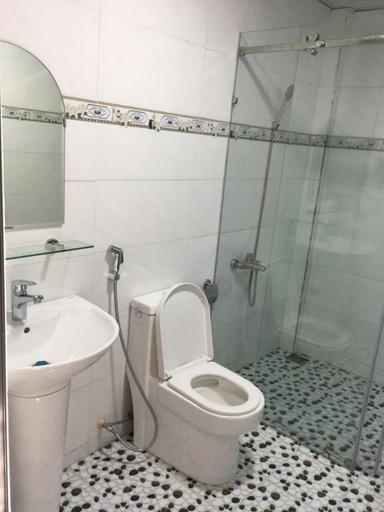 Bathroom 3, Con Son Green Island, Ho Chi Minh City