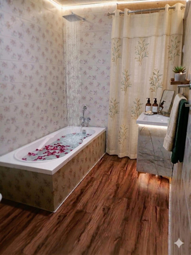 Bathroom 3, The Martin's Houseboat, Srinagar