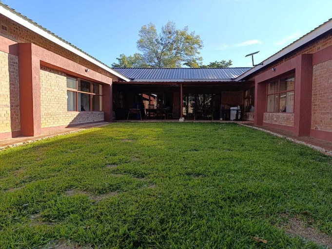 Exterior, Chiyedza Place, Nyanga