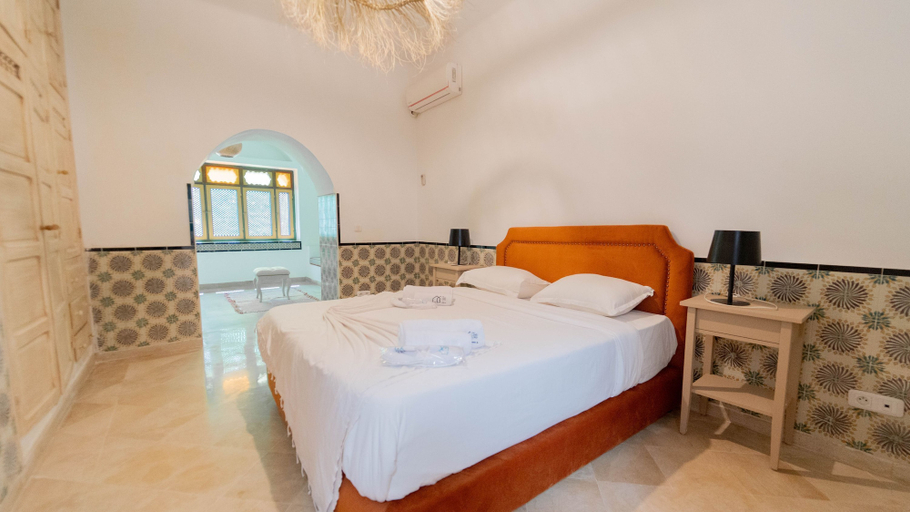 Room 2, Dar Bechir 3BR Heritage Villa Pool La Marsa, La Marsa