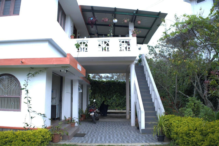 Front of property 5, Kodai Blossom Cottages, Dindigul