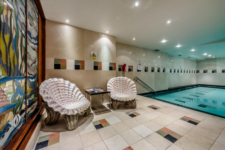 Sport & Beauty 2, Courthouse Hotel, London