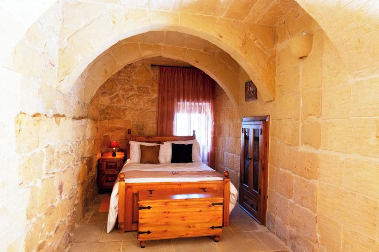 Others 2, Villeleynah Amazing Gozitan Villa + Pool