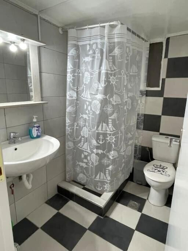 Bathroom, Nikea apartment near Pireus & metro III, Attica