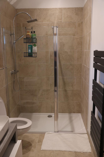 Bathroom 2, South Barn, Suffolk