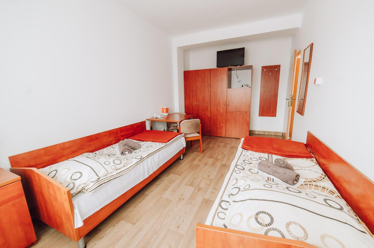 Bedroom 2, Sanatorium Dedal, Lesko