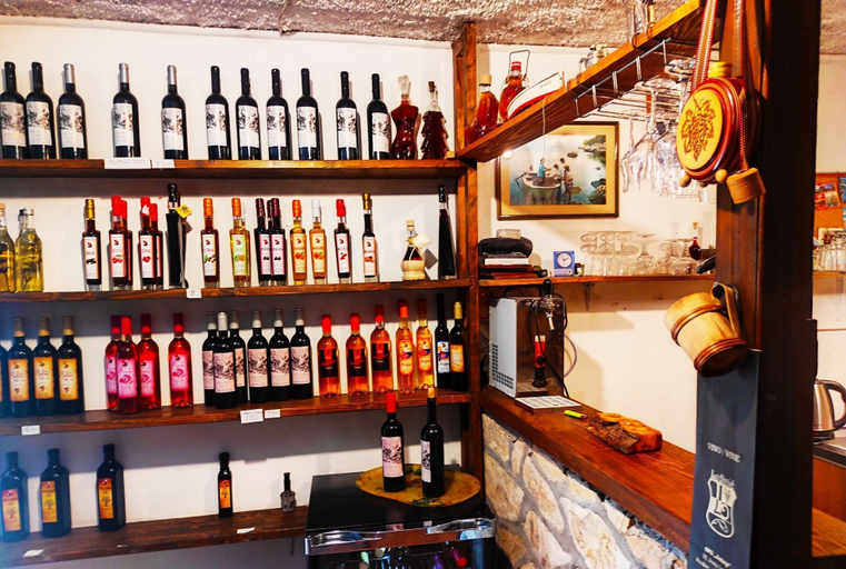 Food & Drinks 4, Josip Blue Horizon Apartments, Ston