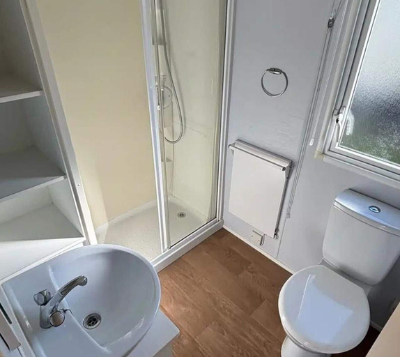 Bathroom, Seaside Caravan Sleeps 5 - Decking, Parking, Pets, Denbighshire