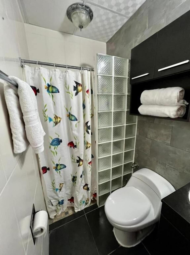 Bathroom 5, Jardin del Eden, Boquete