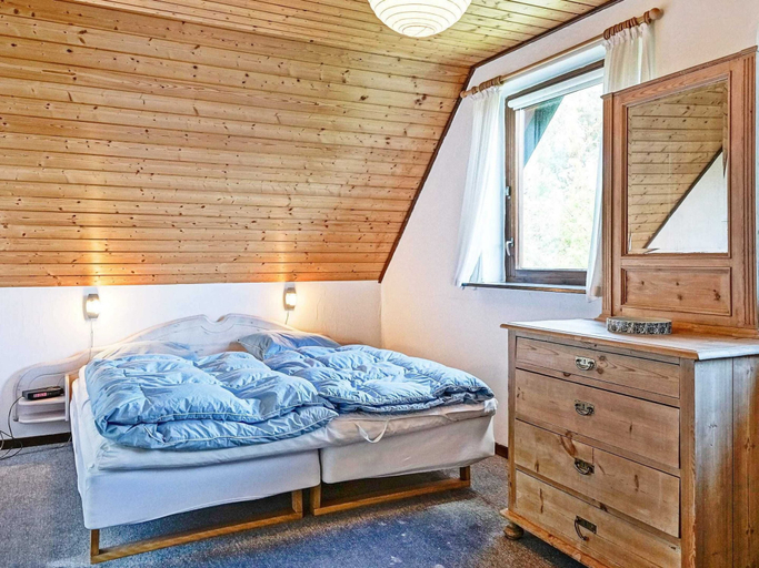 Bedroom 2, 4 Person Holiday Home in Nexo, Bornholm