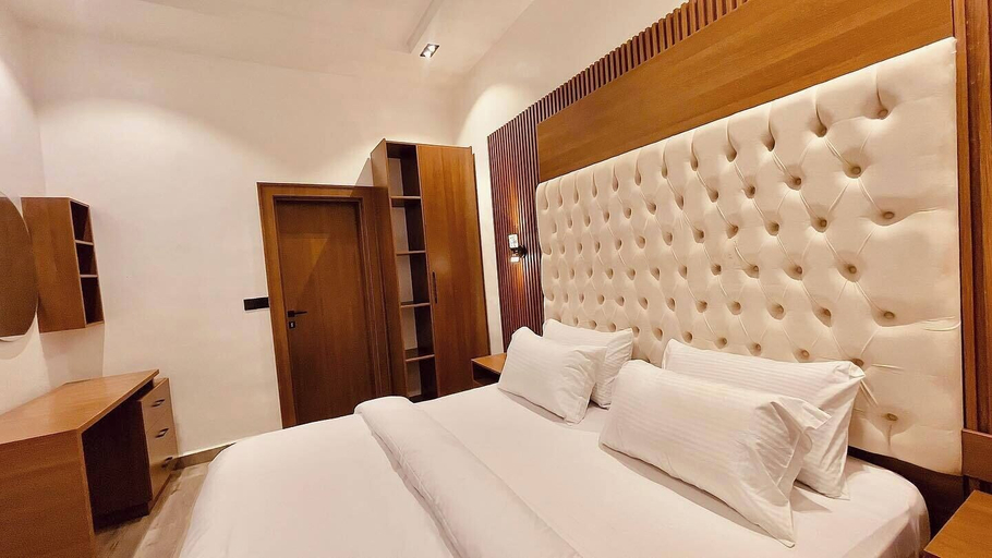 Room 4, Sporshe Hospitality, AbujaMun
