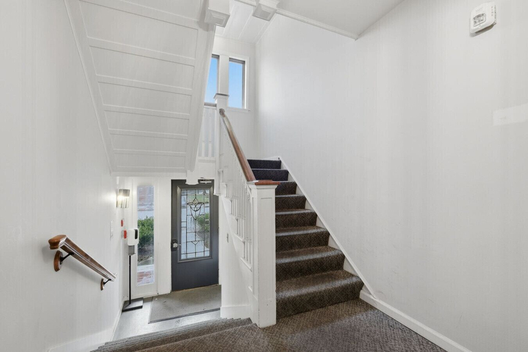 Interior 4, Central 3BR Apt Minutes to Downtown Parking, Davidson