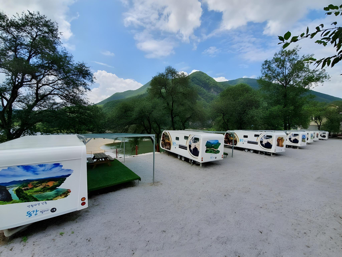 Others 3, Yeongwol Donggang Village Caravan, Yeongwol