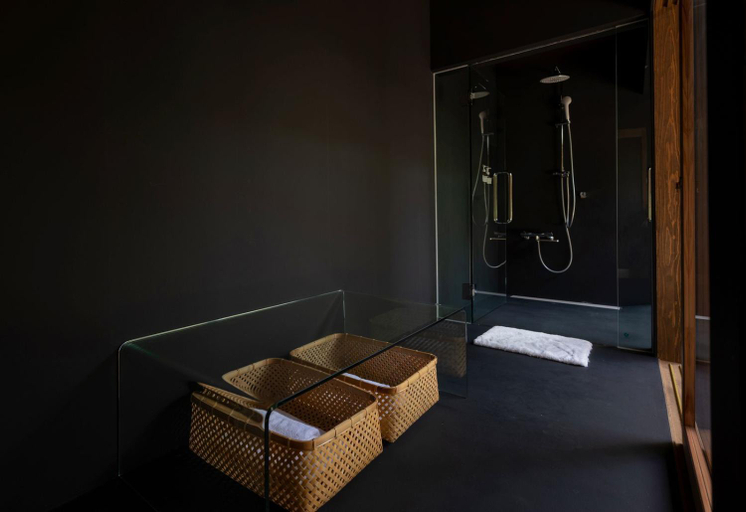 Bathroom, Mifuneyama Rakuen Hotel, Takeo