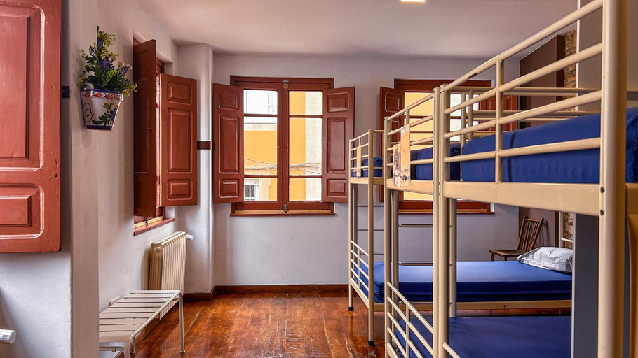 Bedroom 2, Albergue Mayor, Lugo