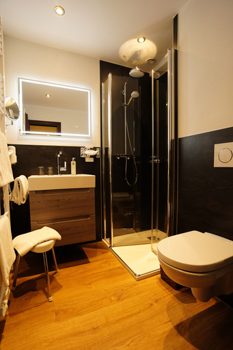 Bathroom 3, Hotel Central, Waldeck-Frankenberg