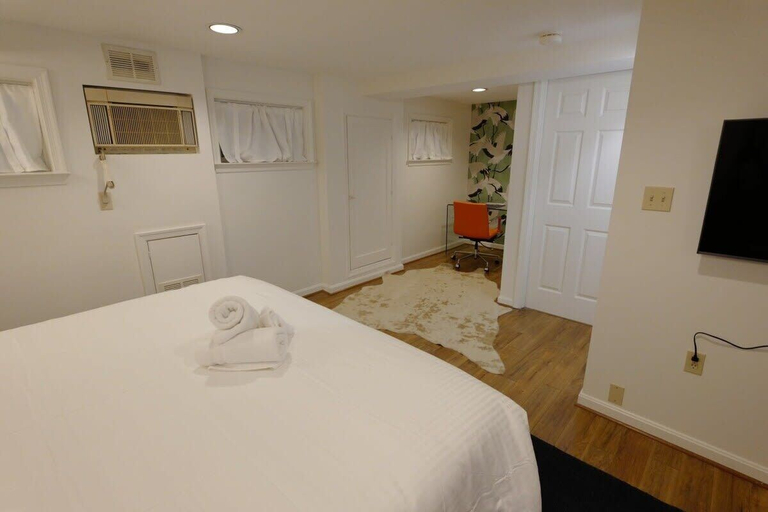 Interior 5, Tropical Paradise by the Park, Washington D.C.