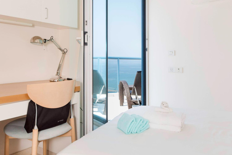Bedroom 2, Superb Beachfront Apartments with Shelter by Sea N' Rent