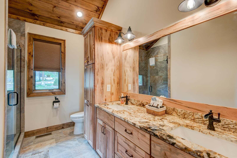 Interior 3, Lucky 7 at Eagles Nest, Avery