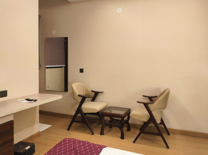 Room 3, Jakk Residency, Delhi