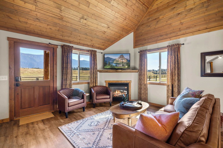 Living area 3, Glacier River Ranch - Flathead, Flathead