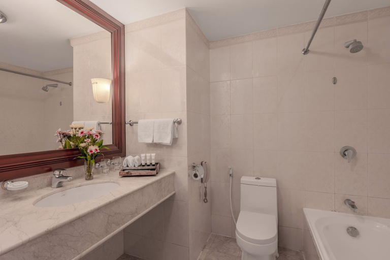 Bathroom 4, Hotel Cambodiana, Phnom Penh