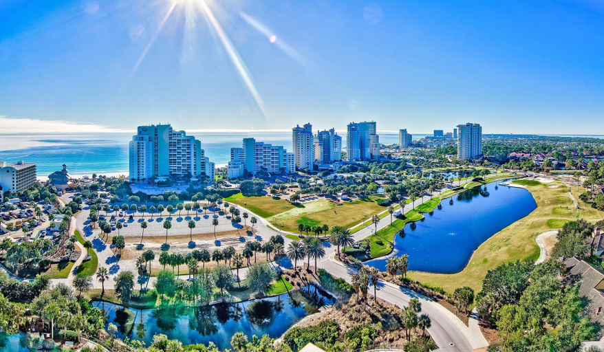 Aerial view, Harbour Point 810, Walton
