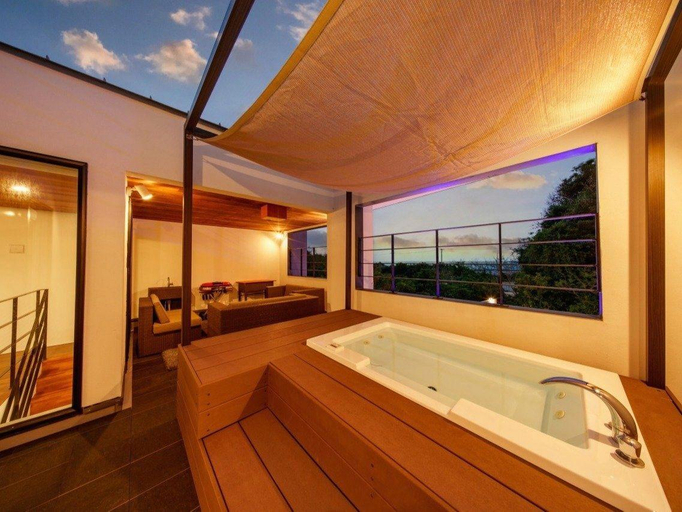 Bathroom 5, Crystal Villa Nanjo, Nanjō