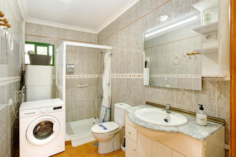 Bathroom 4, Finca Tropical, Las Palmas