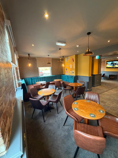 Food & Drinks 3, The Victoria, Wakefield